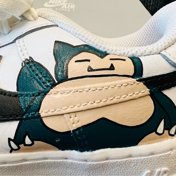 NIKE Kid's Unisex White/Teal Air Force 1's Custom Pokemon Snorlax Sneakers NWB - Picture 10 of 10